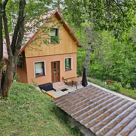 Prázdninový dům Nad Koupalištěm Máchův Kraj Bela pod Bezdezem